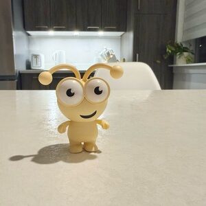 NO BOX Cutie Cricut Figurine FRENCH VANILLA